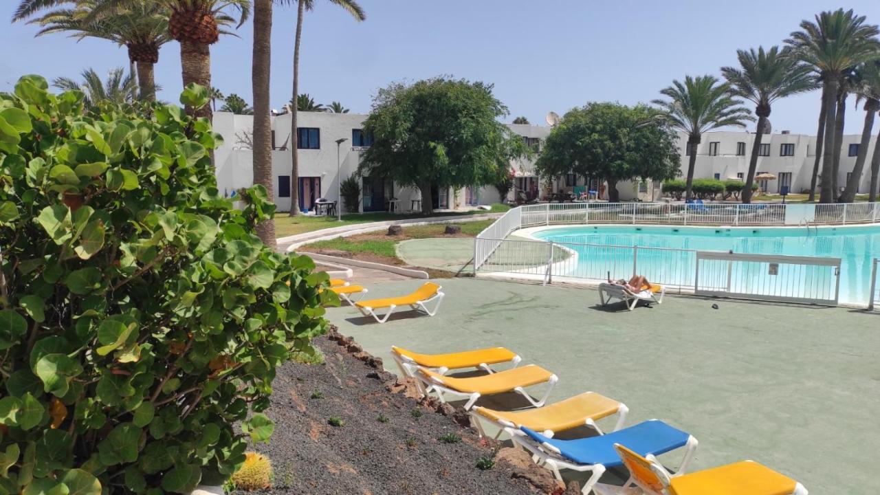 Alojamientos Playa Centro Corralejo A Bagian luar foto