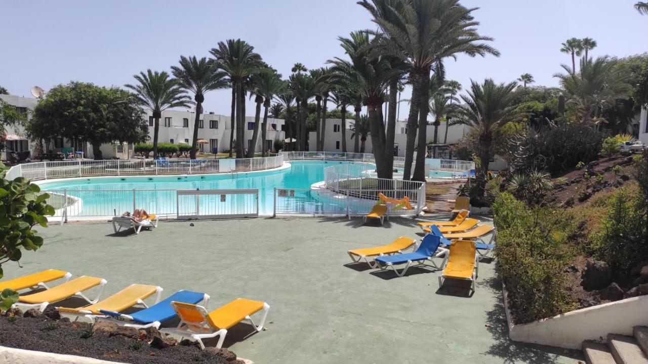 Alojamientos Playa Centro Corralejo A Bagian luar foto